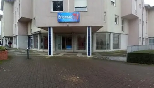 Local commercial 110 m²