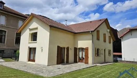 Maison 6 pièces 136 m² 