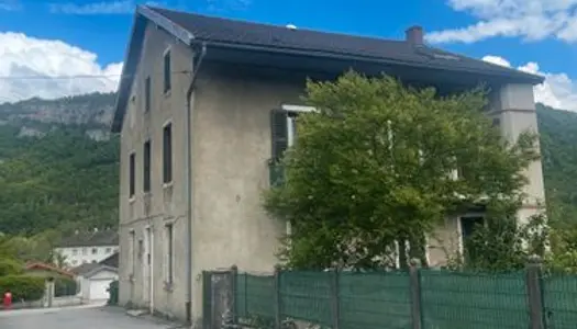 Maison à Vendre à Vaux-lès-Saint-Claude, Jura 