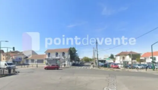 Local commercial 633 m² 
