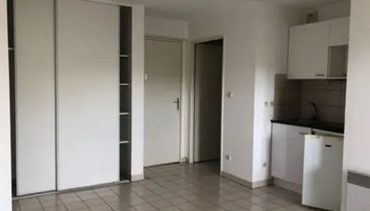 Appartement 1 pièce 34 m² avec parking 