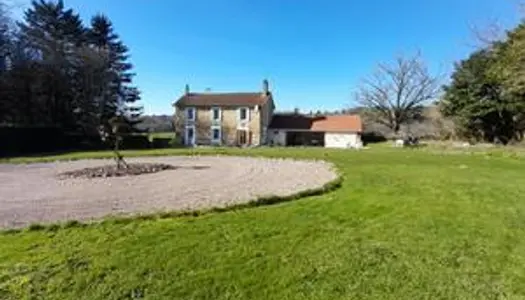 Maison en pierre a vendre Dordogne 3 chambres et jardin