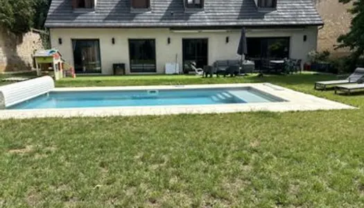 Propriété 12 pièces 300 m²