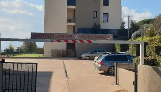 Parking à louer Bastia résidence les terrasses d'Uccini