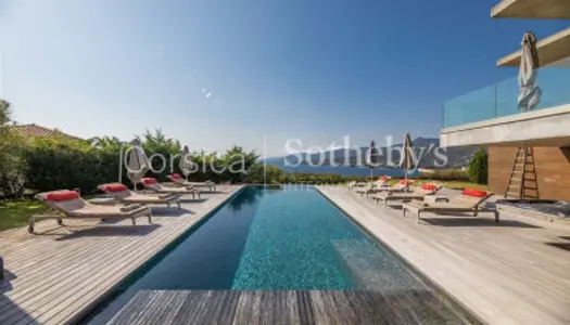 Location : Villa de luxe avec vue mer panoramique et piscine - P 