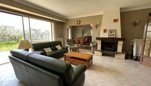 Maison 7 pièces 193 m² 