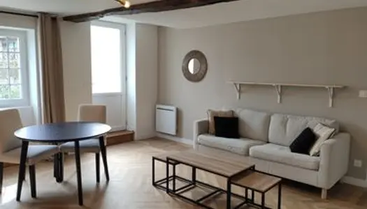 Appartement 2 pièces T2/F2 de 70m² Meublé situé dans la commune de Champniers 16430 - Disponible