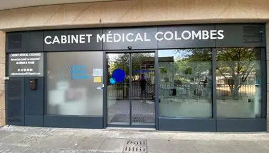 Murs Occupes centre medical et dentaires Colombes
