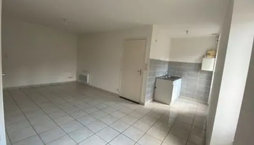 Appartement T3 en duplex à louer 