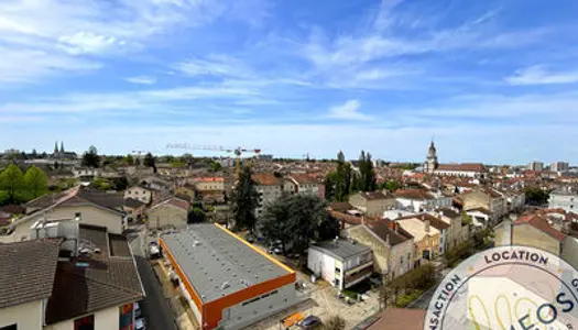 Appartement Bourg En Bresse 5 pièce(s) 