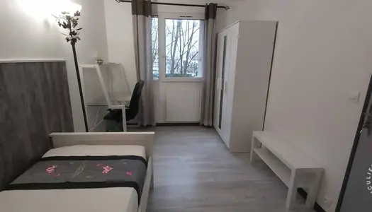 Appartement 1 pièce 94 m² 