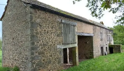 GRANGE A RENOVER ET HANGAR 