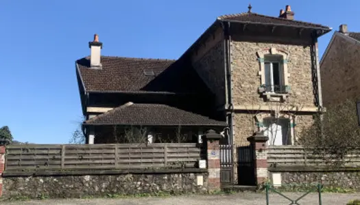 Maison 6 pièces 180 m²