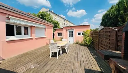 Maison de plein pied Gonesse, 3 chambres,terrasse, jardin et garage 