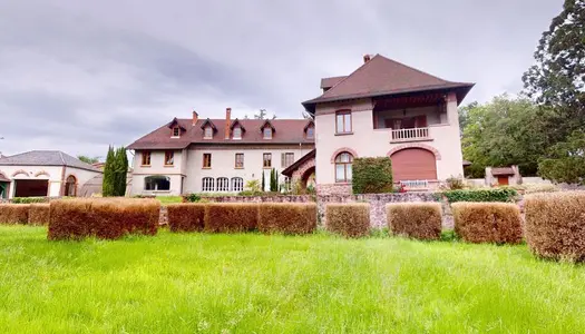 Maison 6 pièces 900 m² 