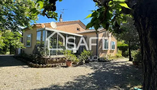 Maison avec potager et garages 