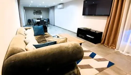 Maison refaite a neuf 130 m² meublee 