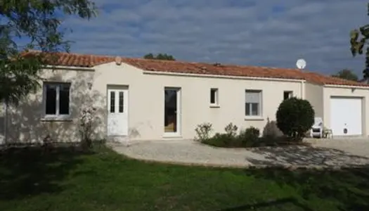 Maison à St-André de Lidon (17)