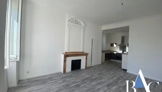 LIMOUX CENTRE VILLE-APPARTEMENT T3 