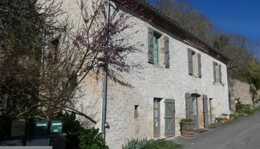 TARN (81) A Vendre à Cordes-sur-ciel cette maison  4