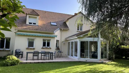 Maison 6 pièces 183 m² 