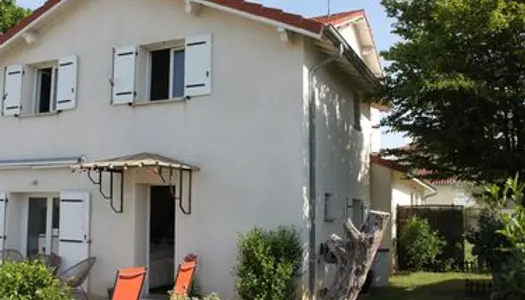 CORBAS - Maison de 70m2 avec Terrasse, Jardin et Garage 