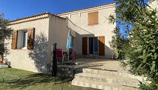 À Cavaillon, maison avec terrasse 4 pièces à acheter