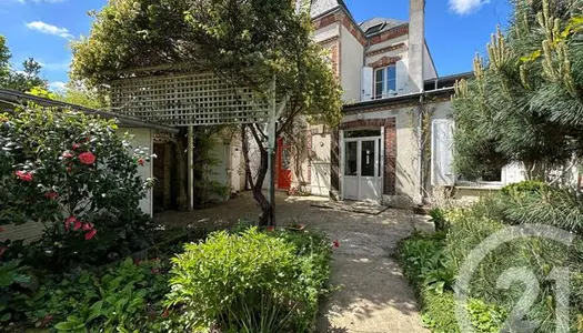 Maison 7 pièces 209 m²