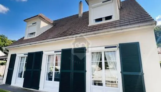 Maison 8 pièces 162 m²