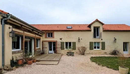 Maison 300 m²