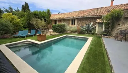 Maison 10 pièces 364 m² 