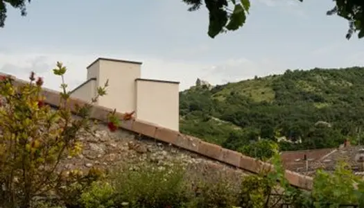 Saint Péray, centre ville, maison de ville entièrement rénovée et restaurée 