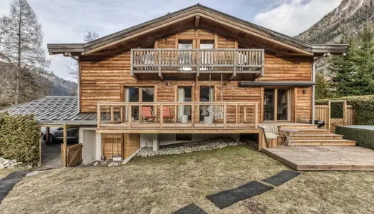 BARNES CHAMONIX - PROCHE CENTRE - CHALET 4 CHAMBRES - BELLE VUE