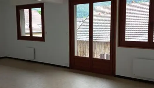 Vend Appartement F3 à Cluses - Messy - 195 000 