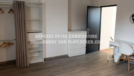 Chambre 9 pièces 20 m² 