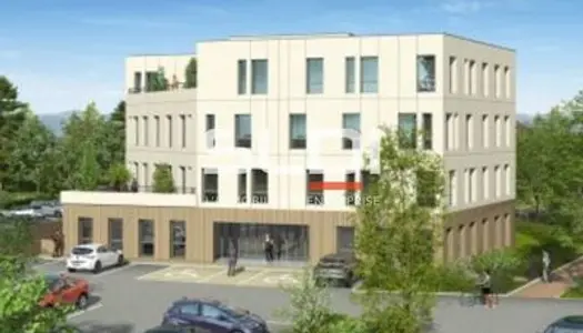 Bureaux - A LOUER - 238 m² divisibles à partir de 72 m² 