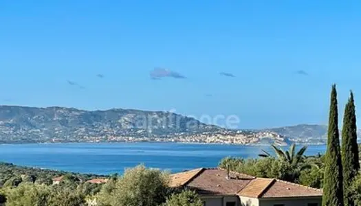 Dpt Corse (20), à vendre LUMIO maison P6 de 205 m² vue mer sur terrain de 1800 m²