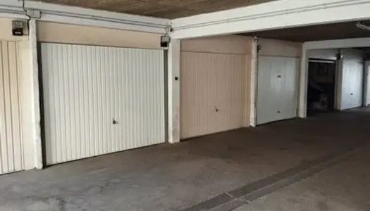 Garage 15m2 sécurisé Celleneuve