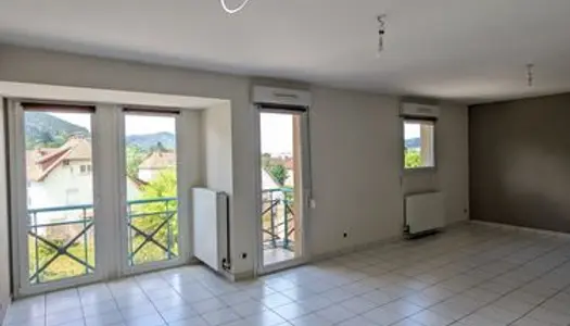 Exclusivité : appartement F3 avec place de parking et ascenseur, DPE C 