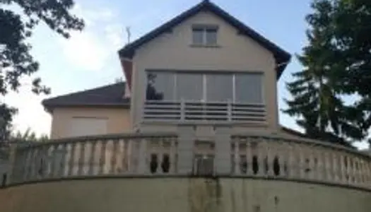 Maison 6 pièces 280 m²