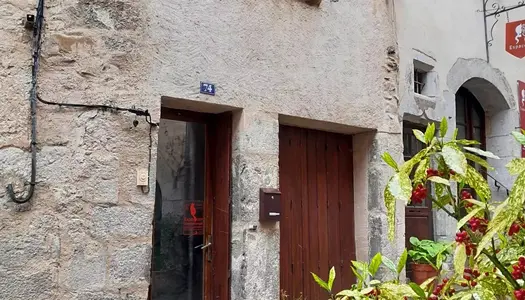 APPARTEMENT DANS LE COEUR HISTORIQUE DE SERRES 