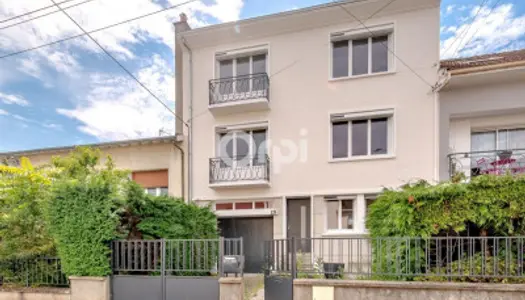 Maison 5 pièces 220 m² 