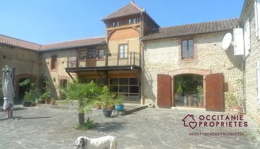 Vente Maison 425 m² à Villecomtal sur Arros 698 800 €