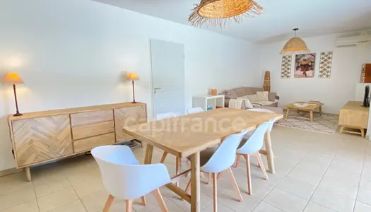 Dpt Gard (30), à vendre 15mn d'UZES, maison T3 de 74m2, en copropriété, place stationnement, 