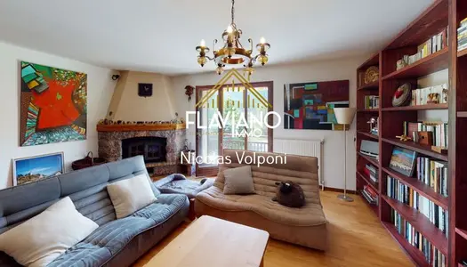 Maison 6 pièces 178 m² 