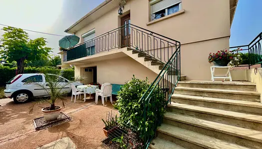 Vente Maison 84 m² à Sainte Livrade sur Lot 119 900 €