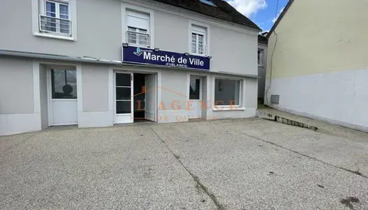 Local commercial 67 m²