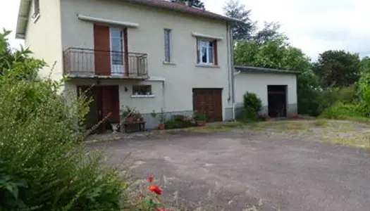 Maison et hangar sur terrain 3200 m² 