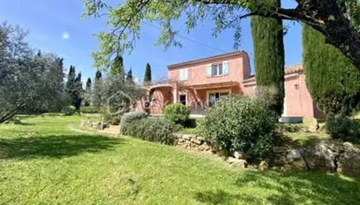 Draguignan (83300) - Villa - Studio - 4 Chambres - Vue dégagée