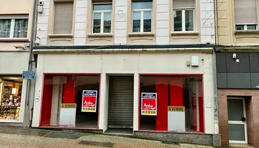 Local commercial 99 m² 